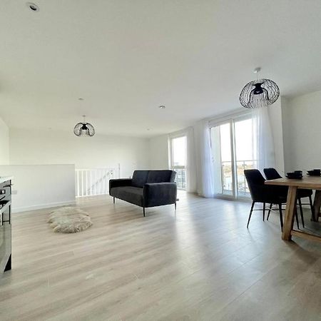 Bayard Plaza Penthouse Apartments 피터버러 외부 사진