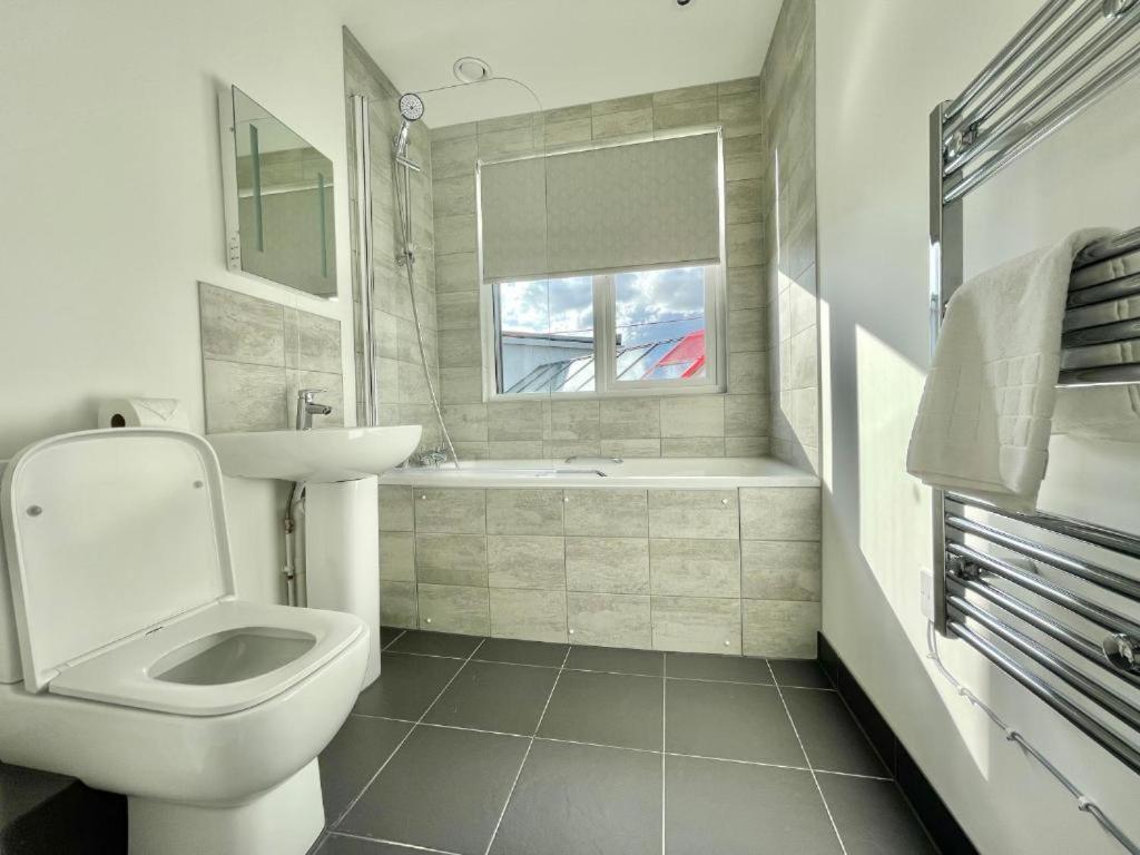Bayard Plaza Penthouse Apartments 피터버러 외부 사진